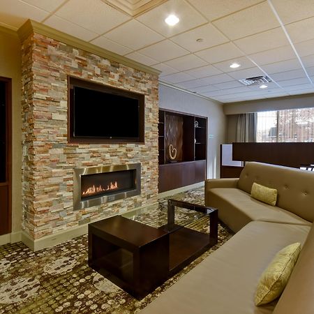 Holiday Inn Cincinnati-Riverfront By Ihg Covington Exterior photo