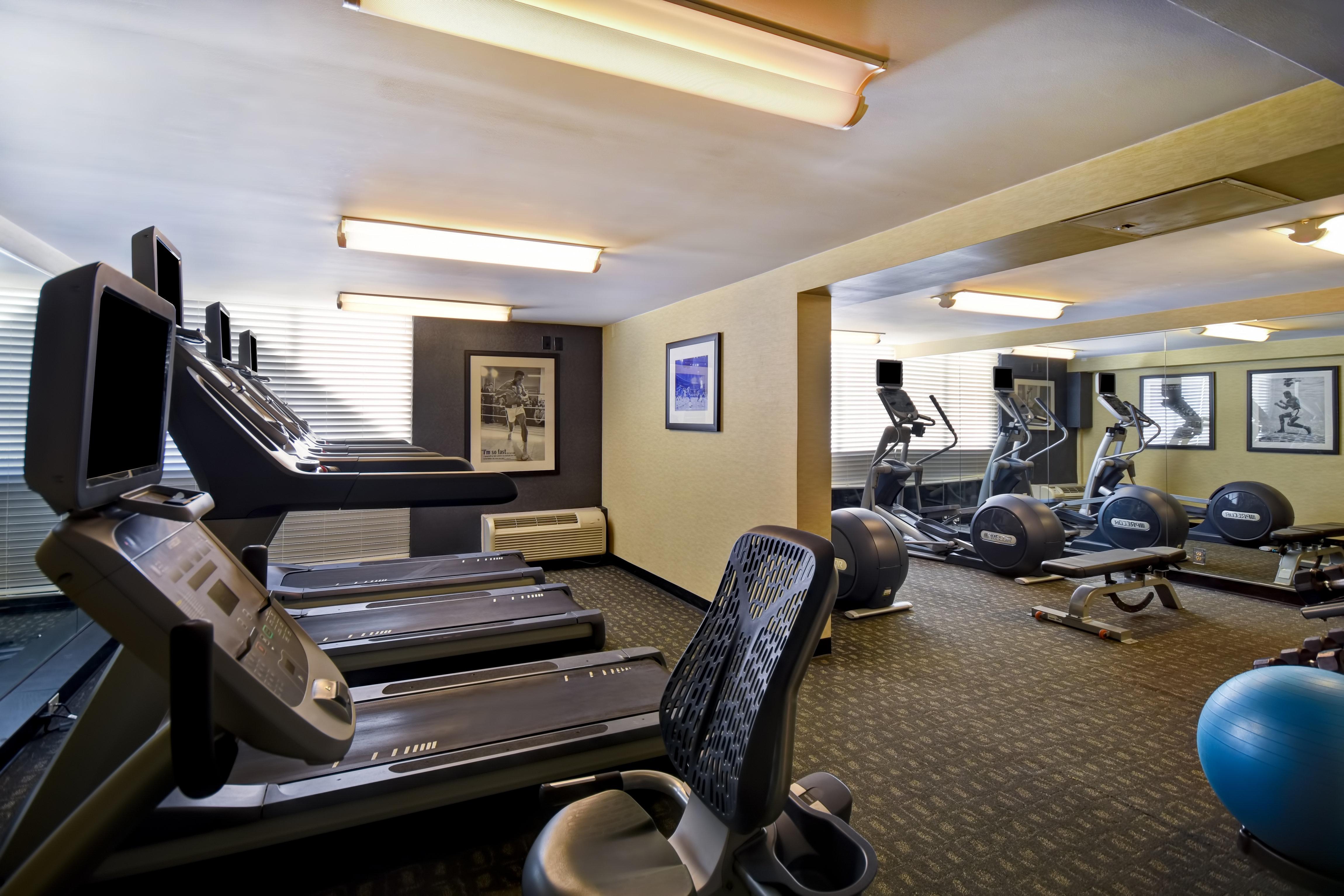Holiday Inn Cincinnati-Riverfront By Ihg Covington Exterior photo