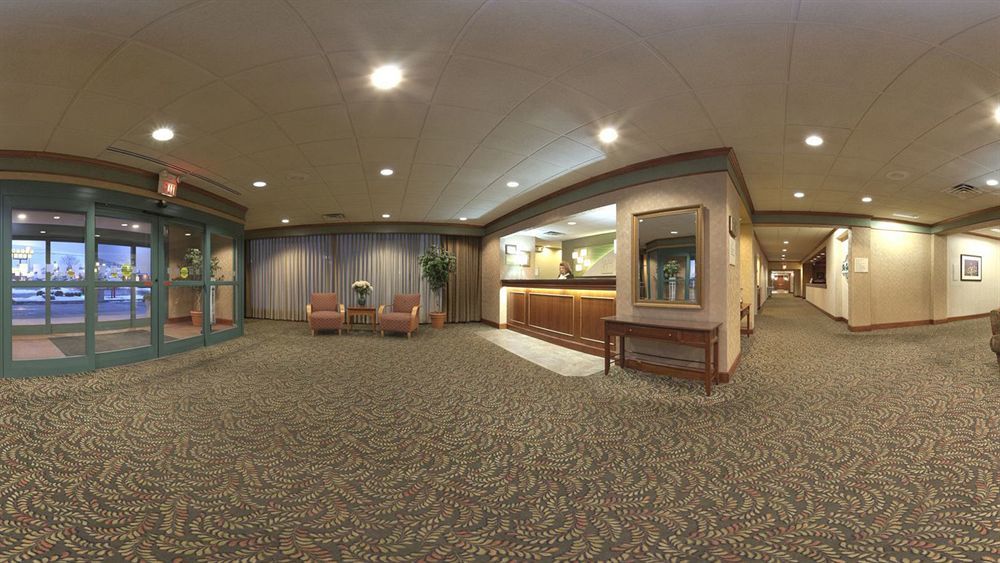 Holiday Inn Cincinnati-Riverfront By Ihg Covington Exterior photo